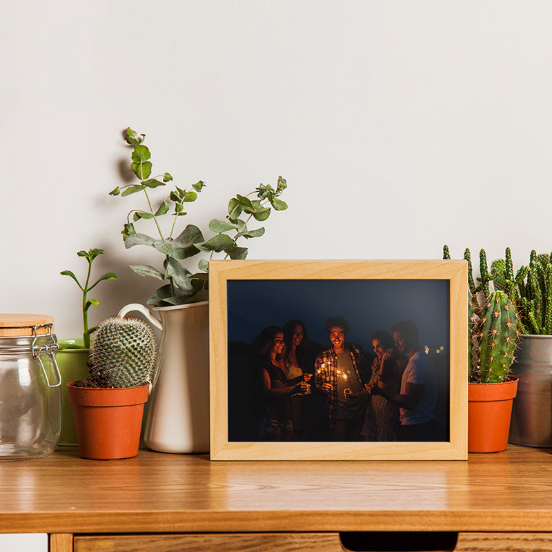 How to Choose the Perfect Frame for Your Favorite Photos